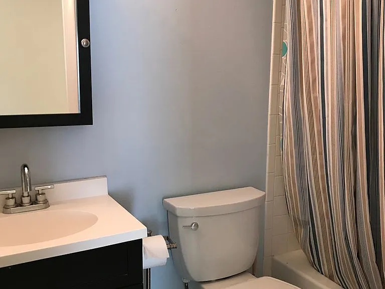 1425 Hopkins St NW #201 — Photo 12