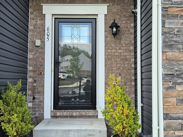 605 Alessia Ct — Photo 3