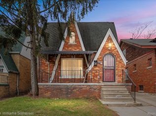 15087 Pinehurst St, Detroit, MI 48238