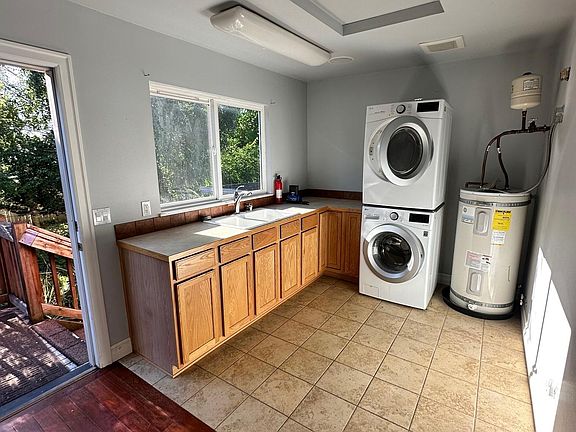 3rd image of 8727 Schusman Ave SE