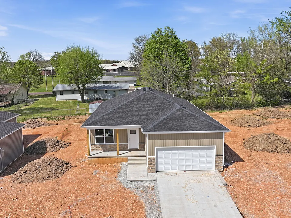 46 Whitley Ln
