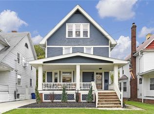 1660 Robinwood Ave, Lakewood, OH 44107