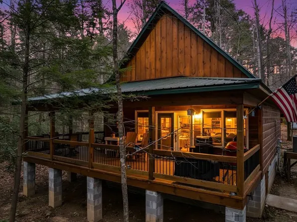 491 Old Parker Ter, Ellijay, GA 30536