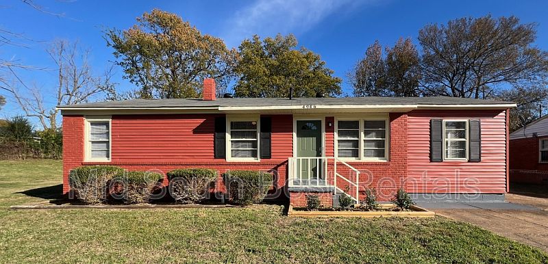 1st image of 4946 Newton Dr