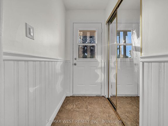 5th image of 28 Donley St