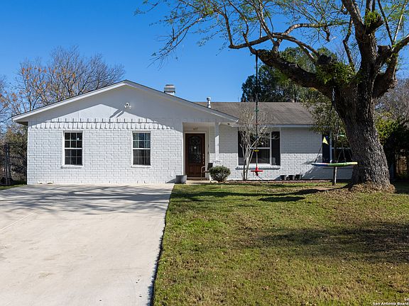 2nd image of 7618 PIPERS LANE
