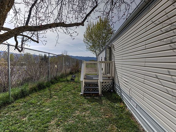 5th image of 4544 Parent St