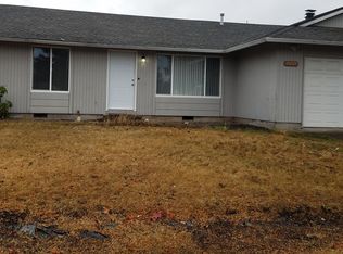1087 Palace Dr NE, Salem, OR 97301
