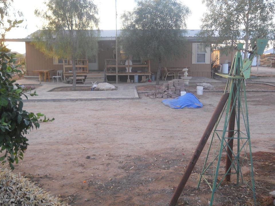 1st image of 710 S 368th Dr