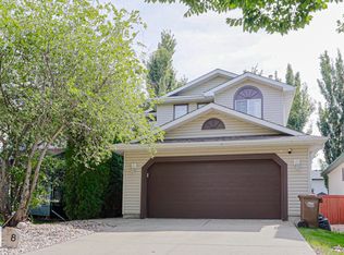 8 Erinwoods Pl, Saint Albert, AB T8N 7B2