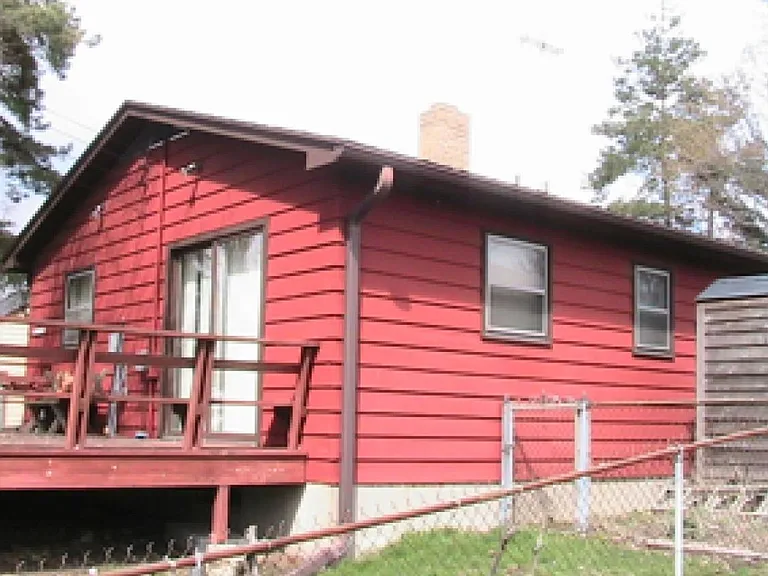 521 N Hagadorn Rd — Photo 3