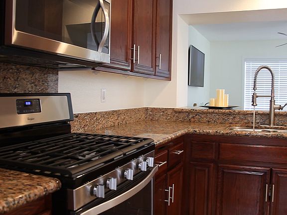 Kitchen features