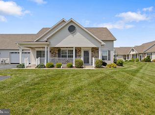 143 Dolomite Dr #40C, York, PA 17408
