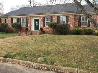 109 4th Ave S, Columbus, MS 39701