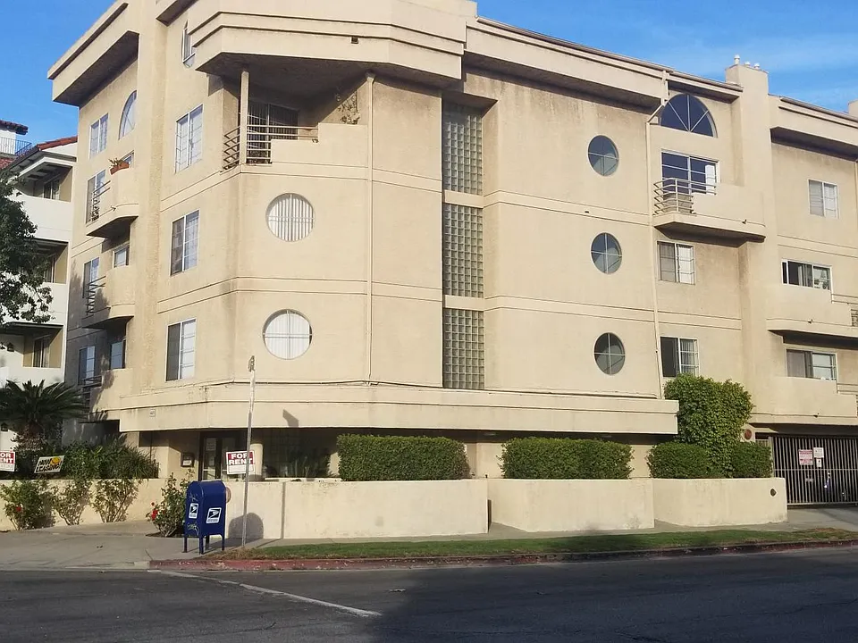 4400 Sepulveda Blvd