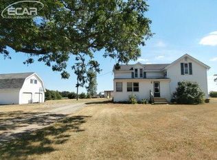 5256 E Cole Rd, Bancroft, MI 48414