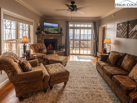 5th image of 3441 S Beech Mountain Parkway #F1