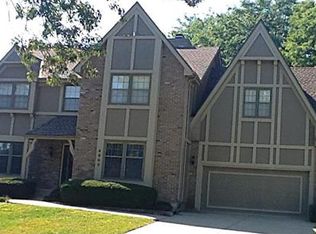 4993 W 129th Pl, Leawood, KS 66209