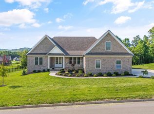 2387 Stone Harbor Blvd, Lenoir City, TN 37772
