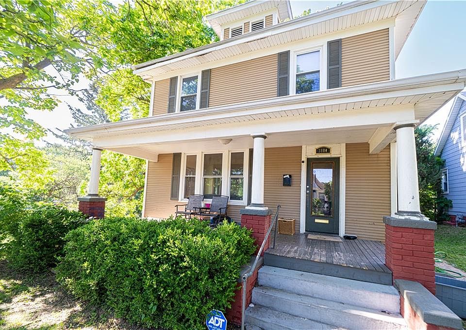 1st image of 3101 Felix St