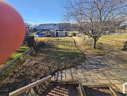 3rd image of 6140 Radecke Ave