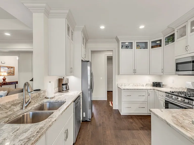 109 Fox Pen Way — Photo 36