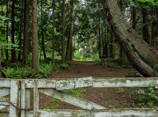 3610 Sunrise Rd, Lummi Island, WA 98262