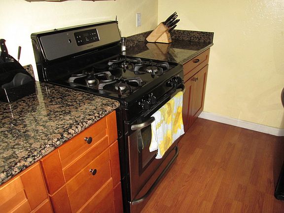 5th image of 18204 Hale Ave APT C