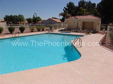 5th image of 993 E Chilton Dr