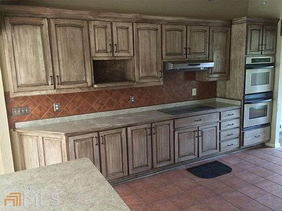 4th image of 712 Turner Dr