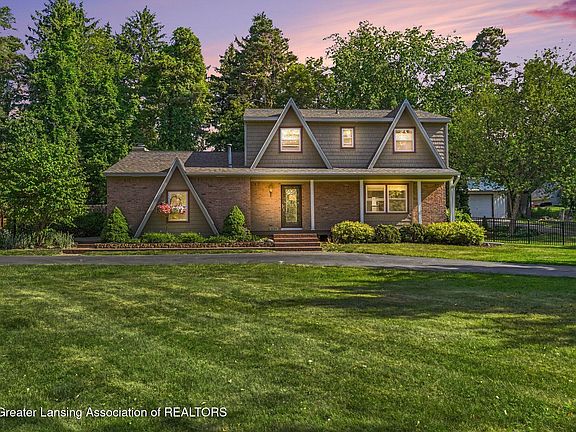 2nd image of 5684 Forest Green Dr