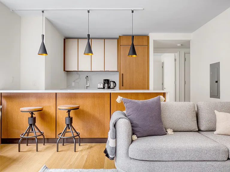 The Oriana — Photo 60