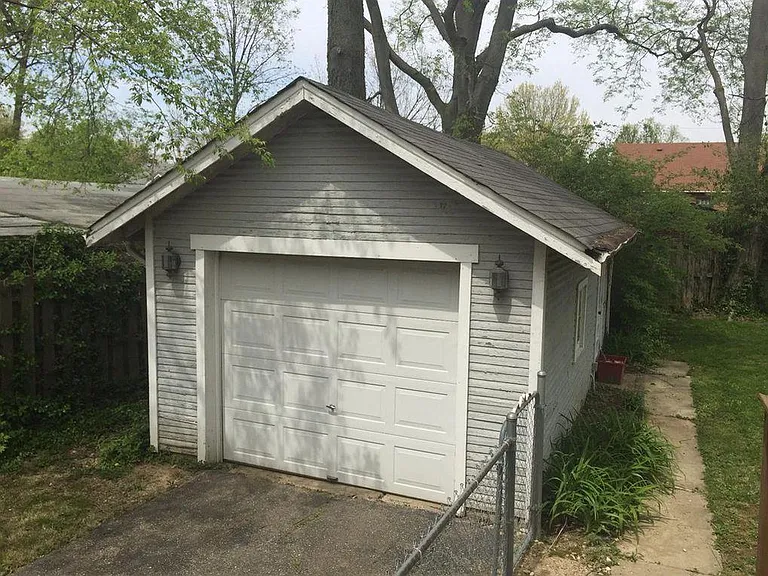 4316 Hegner Ave — Photo 6