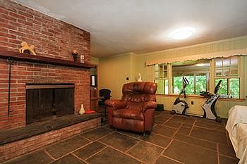 5th image of 108 Lexow Ave