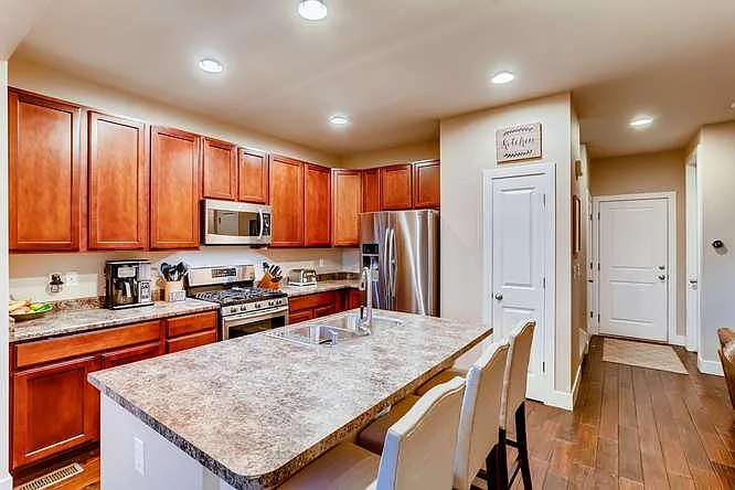 10623 Rutledge St — Photo 12