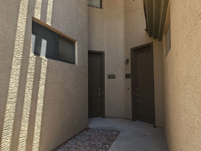 705 W Queen Creek Rd #1046 — Photo 2