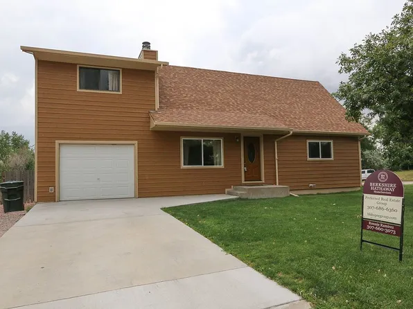1000 Poplar Ln, Gillette, WY 82716
