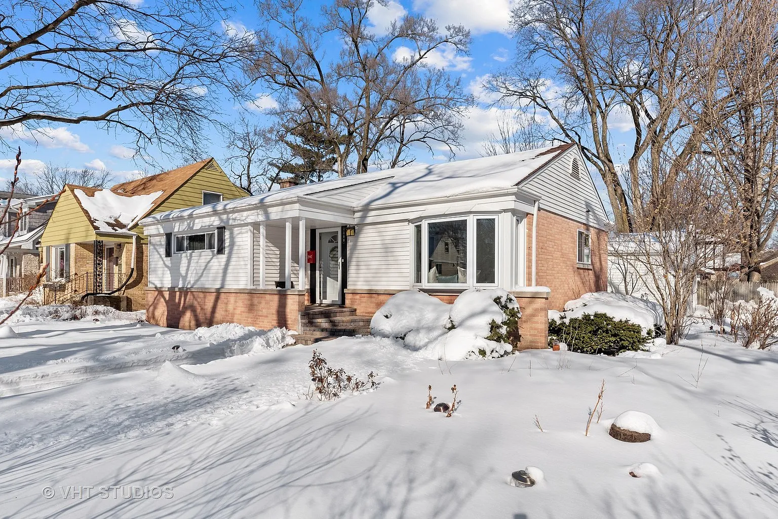 1188 N Beverly Ln photo 1