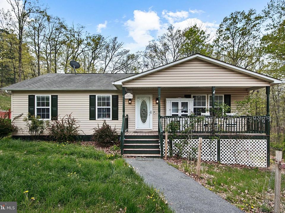 1st image of 31 Old Oak Ln