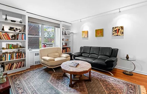 2nd image of 210 Congress St APT 4C