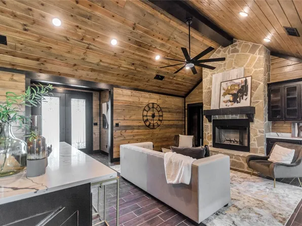 3923 County Road 4111, Campbell, TX 75422
