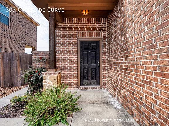 3rd image of 307 Creekside Curv