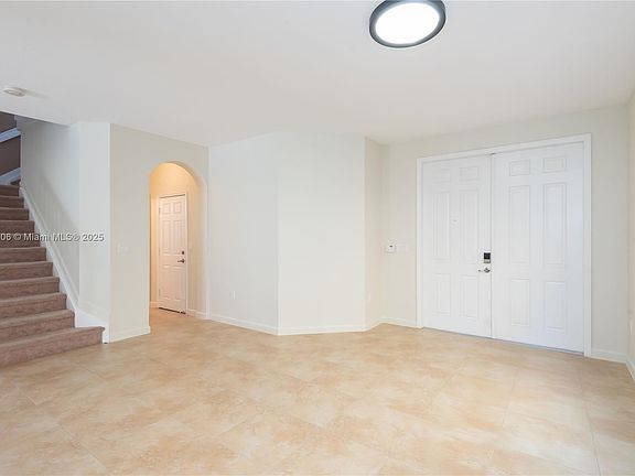 5th image of 11515 NW 88th Ln