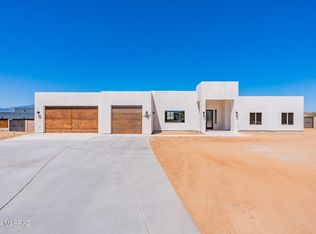 1176 N Coulee Pl, Vail, AZ 85641