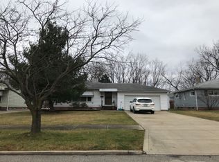 250 Bexley Dr, Bedford, OH 44146