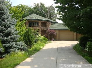 8757 Sherwood Blf, Eden Prairie, MN 55347