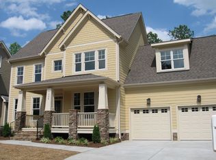 724 Streamwood Dr, Holly Springs, NC 27540