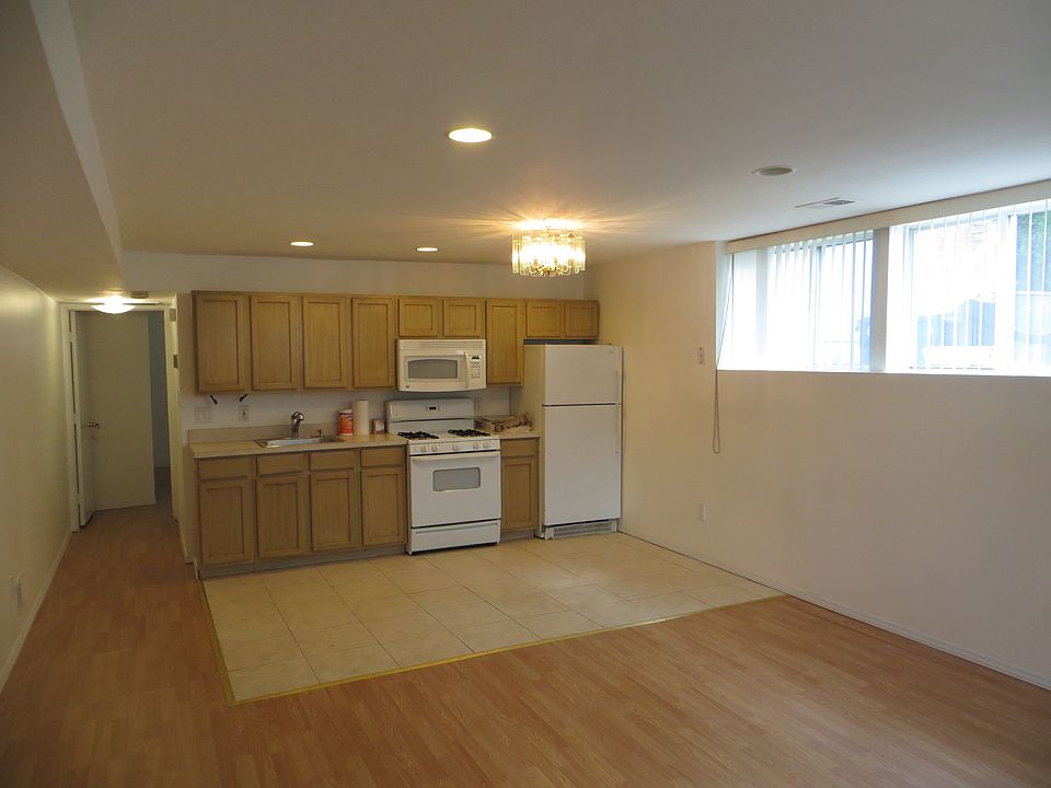 1st image of 157 Darnell Ln #2