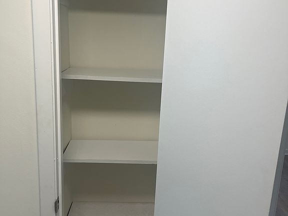 2nd image of 3309 Bridges St APT 1