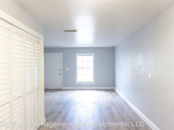 5th image of 5706 N Lincoln Ave #11129712